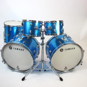 Yamaha 295 Model Light Blue Sparkle